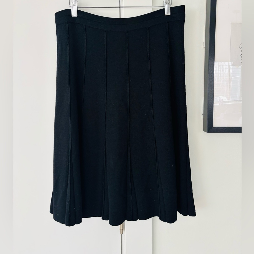 Eileen Fisher Black Wool Knit Skirt Size L 25" length